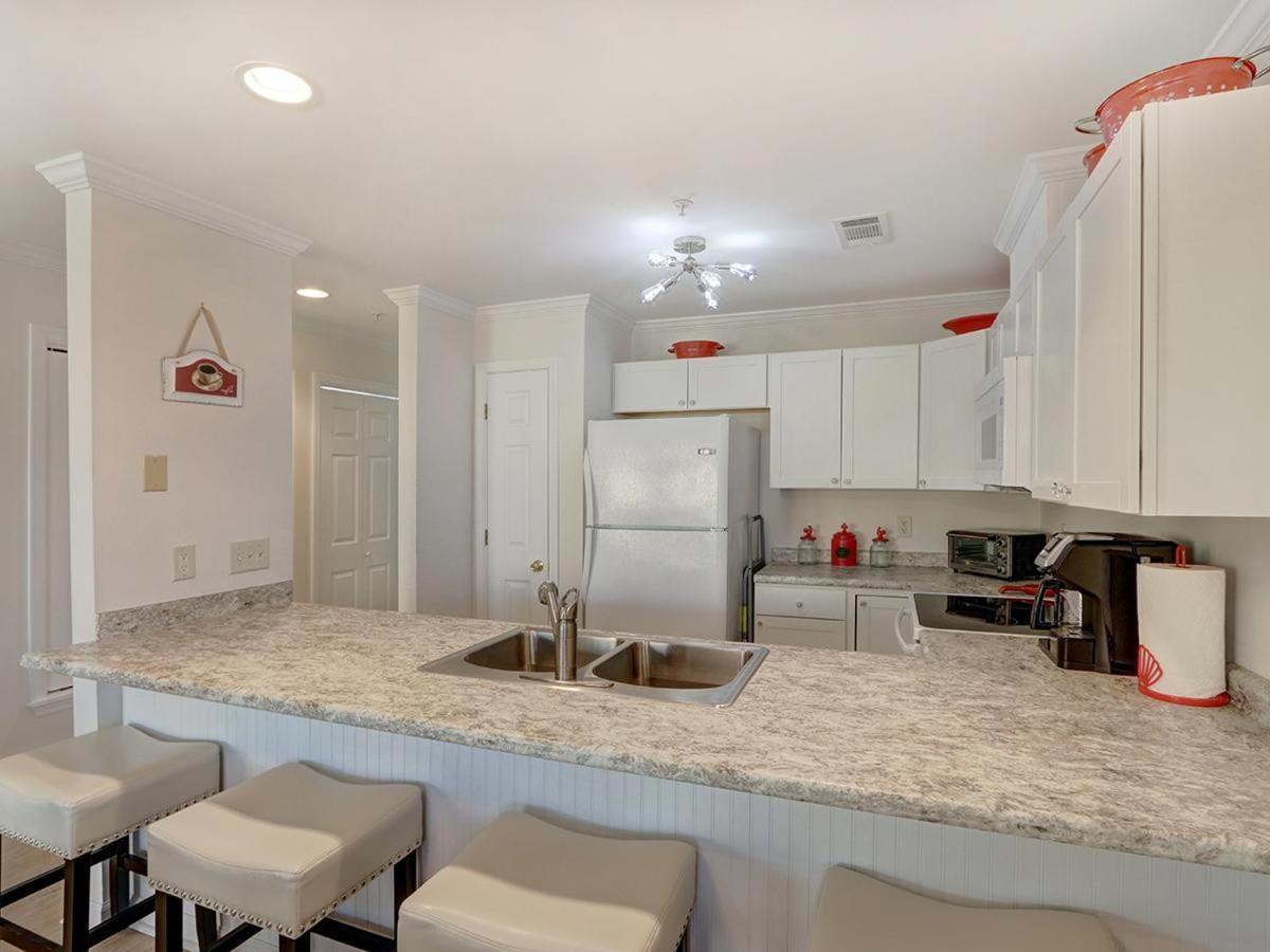 Sweet Location With Sophistication Ferienhaus